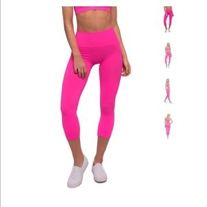 TLA by Morgan Stewart Andy Legging